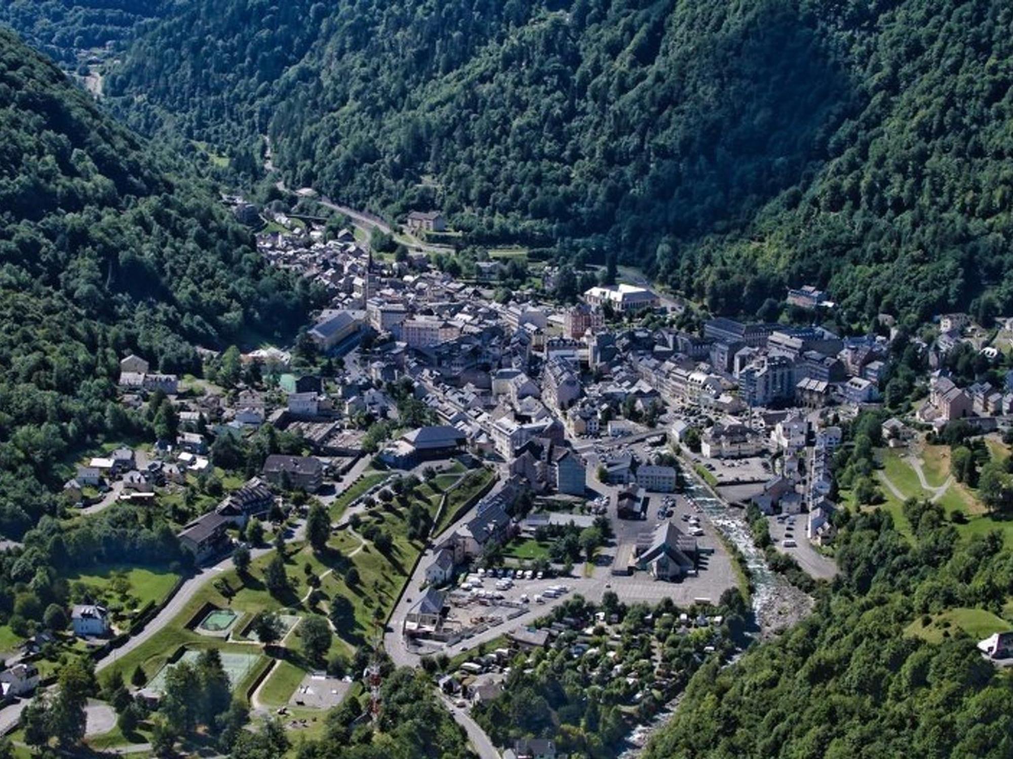 Appartement T2 A Cauterets, Proche Telecabine Avec Parking Et Local Ski - Fr-1-401-198 Eksteriør billede